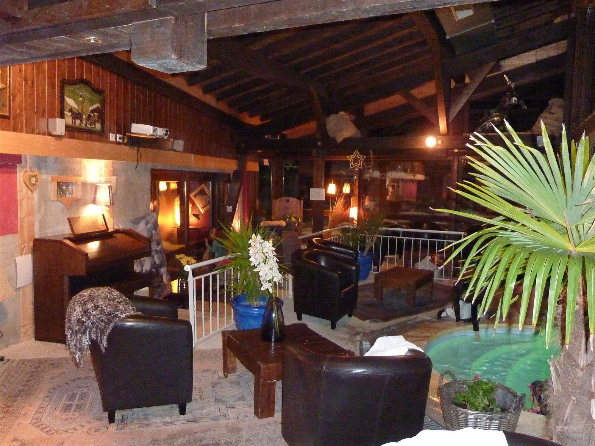Hotel La Chaumiere Morzine Exterior photo